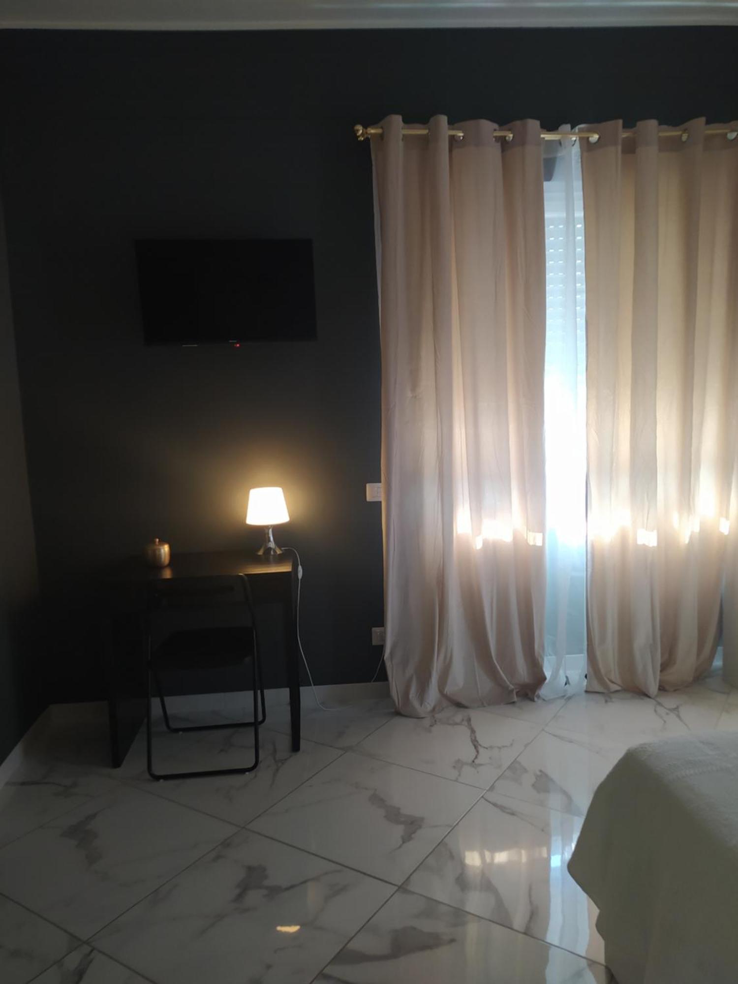 רומא Linda'S Guest House מראה חיצוני תמונה