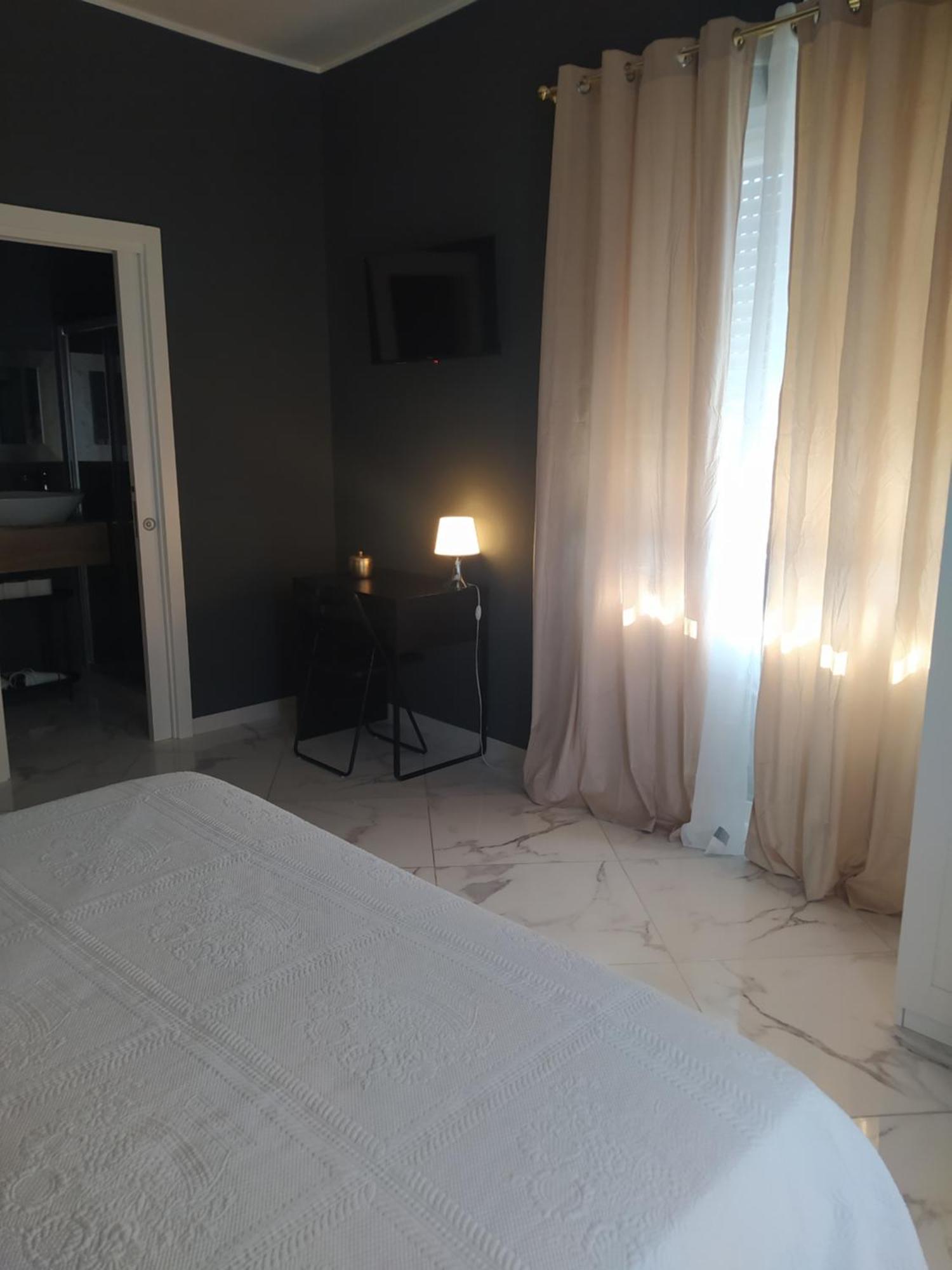 רומא Linda'S Guest House מראה חיצוני תמונה