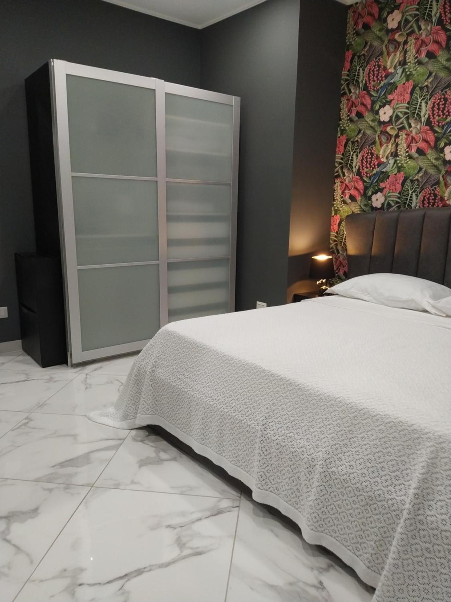 רומא Linda'S Guest House מראה חיצוני תמונה